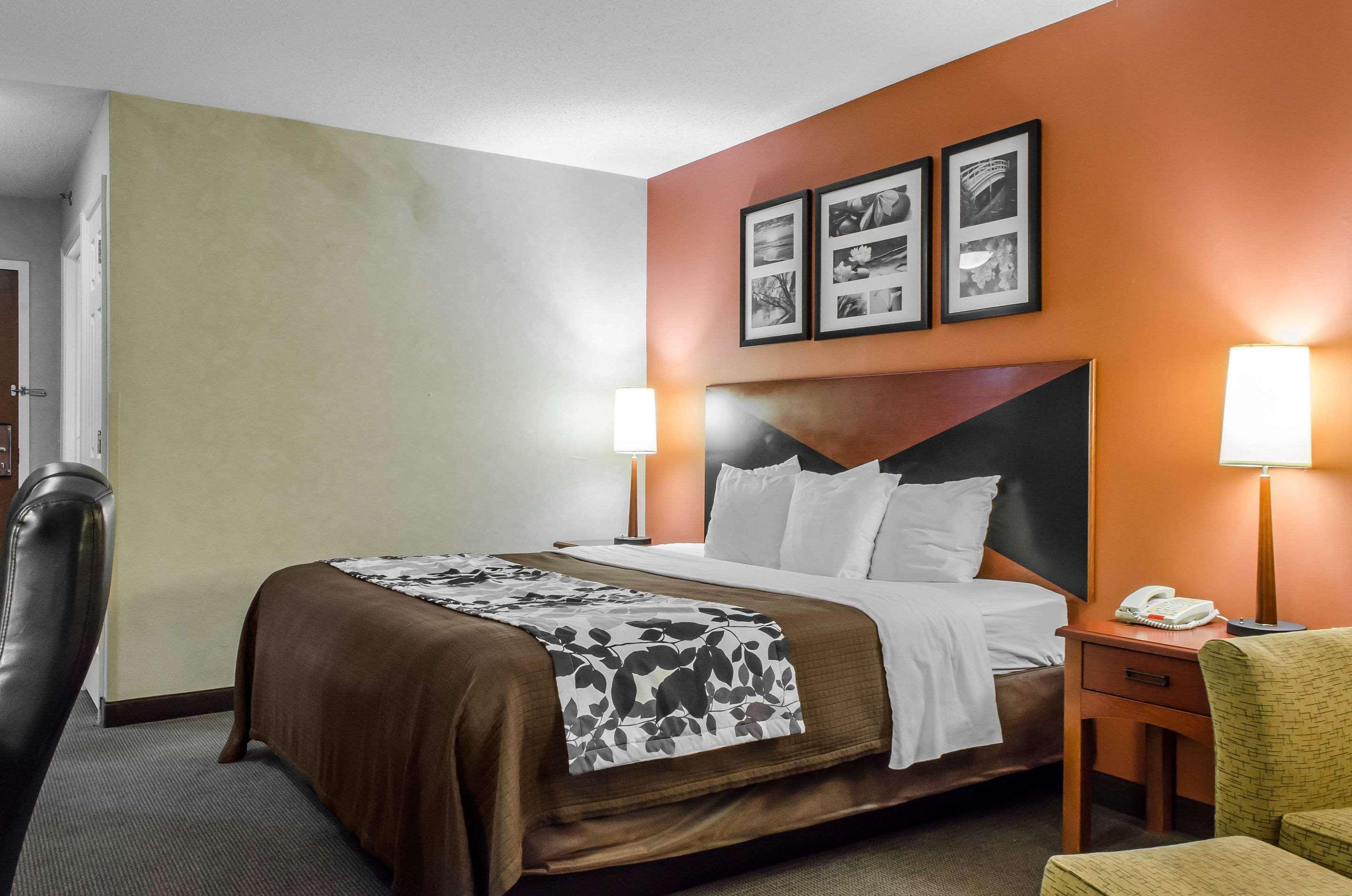 Sleep Inn & Suites Ronks Bagian luar foto
