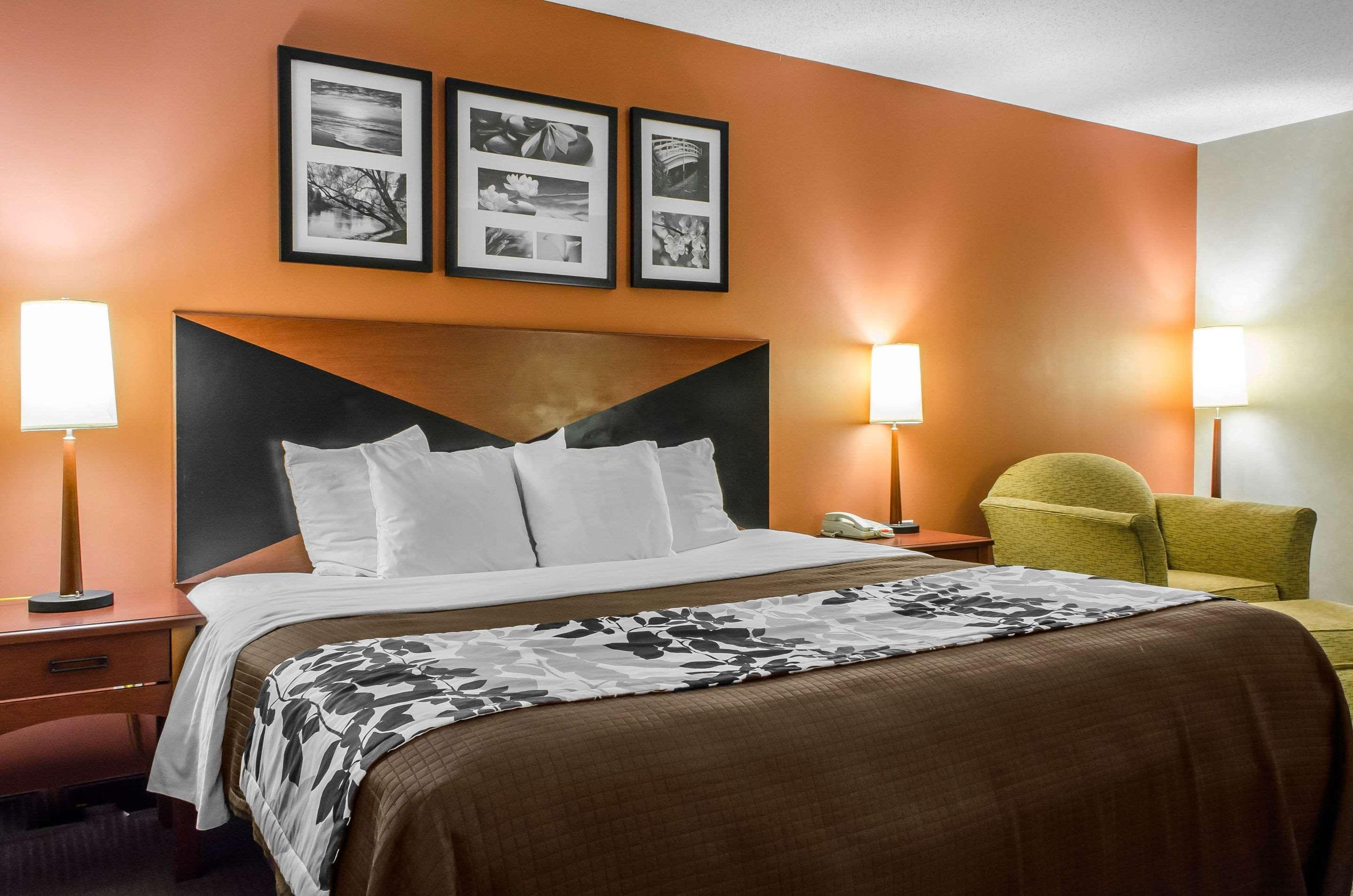 Sleep Inn & Suites Ronks Bagian luar foto