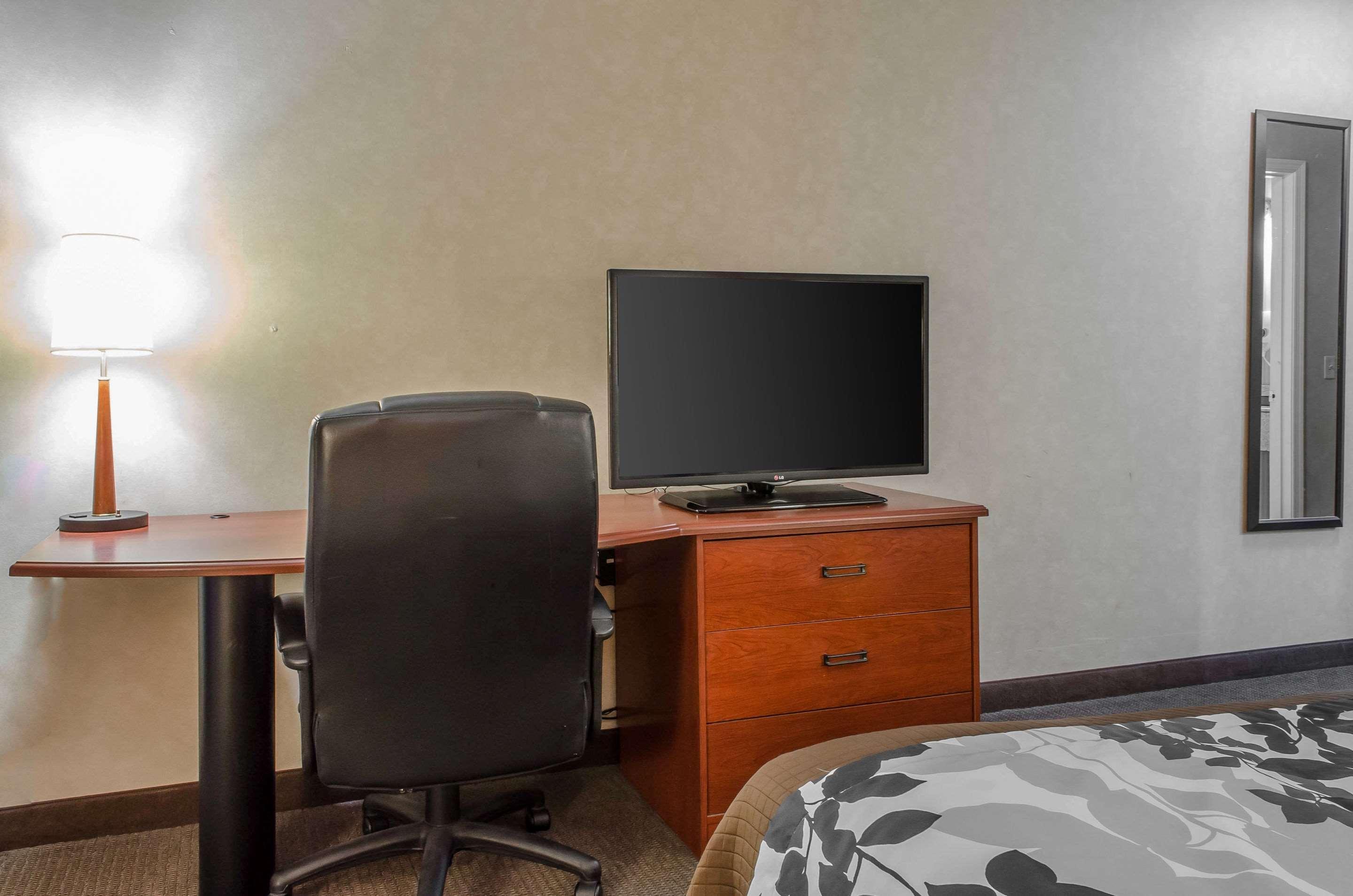 Sleep Inn & Suites Ronks Bagian luar foto
