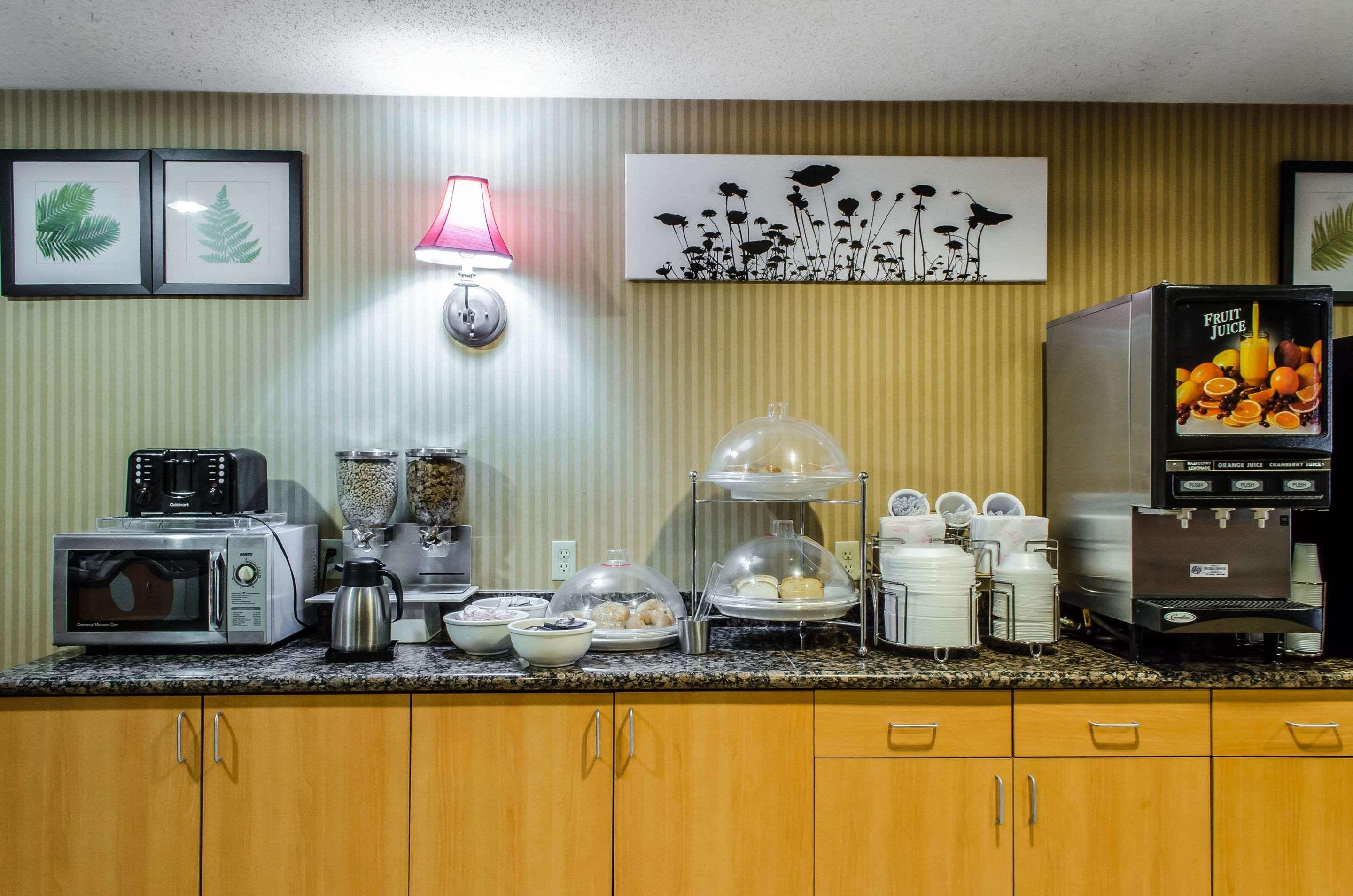 Sleep Inn & Suites Ronks Bagian luar foto