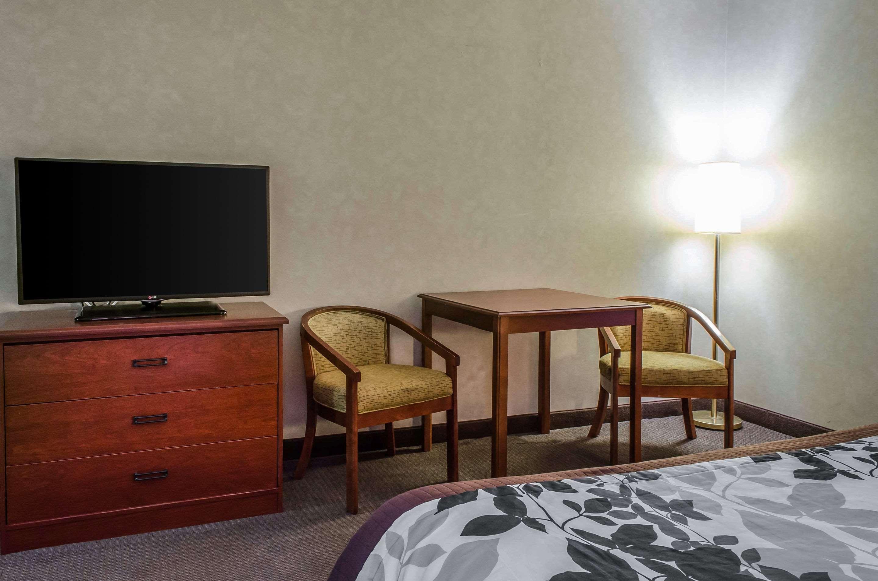Sleep Inn & Suites Ronks Bagian luar foto