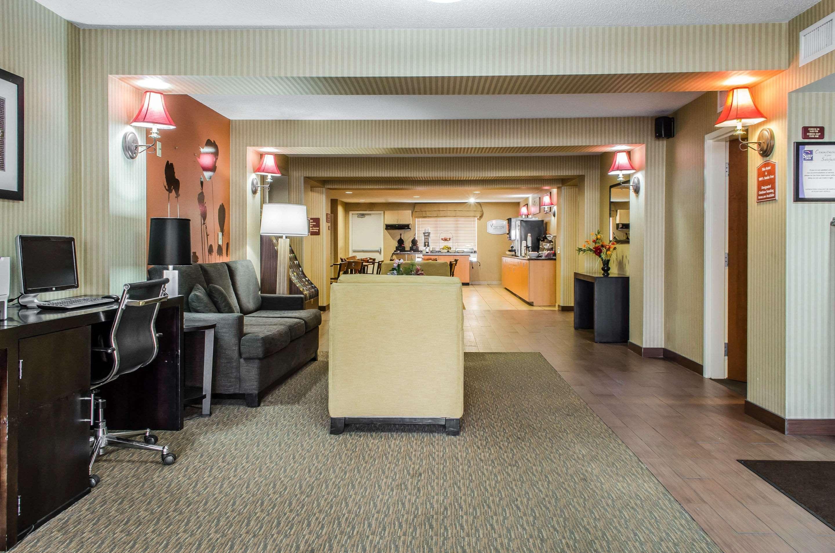 Sleep Inn & Suites Ronks Bagian luar foto