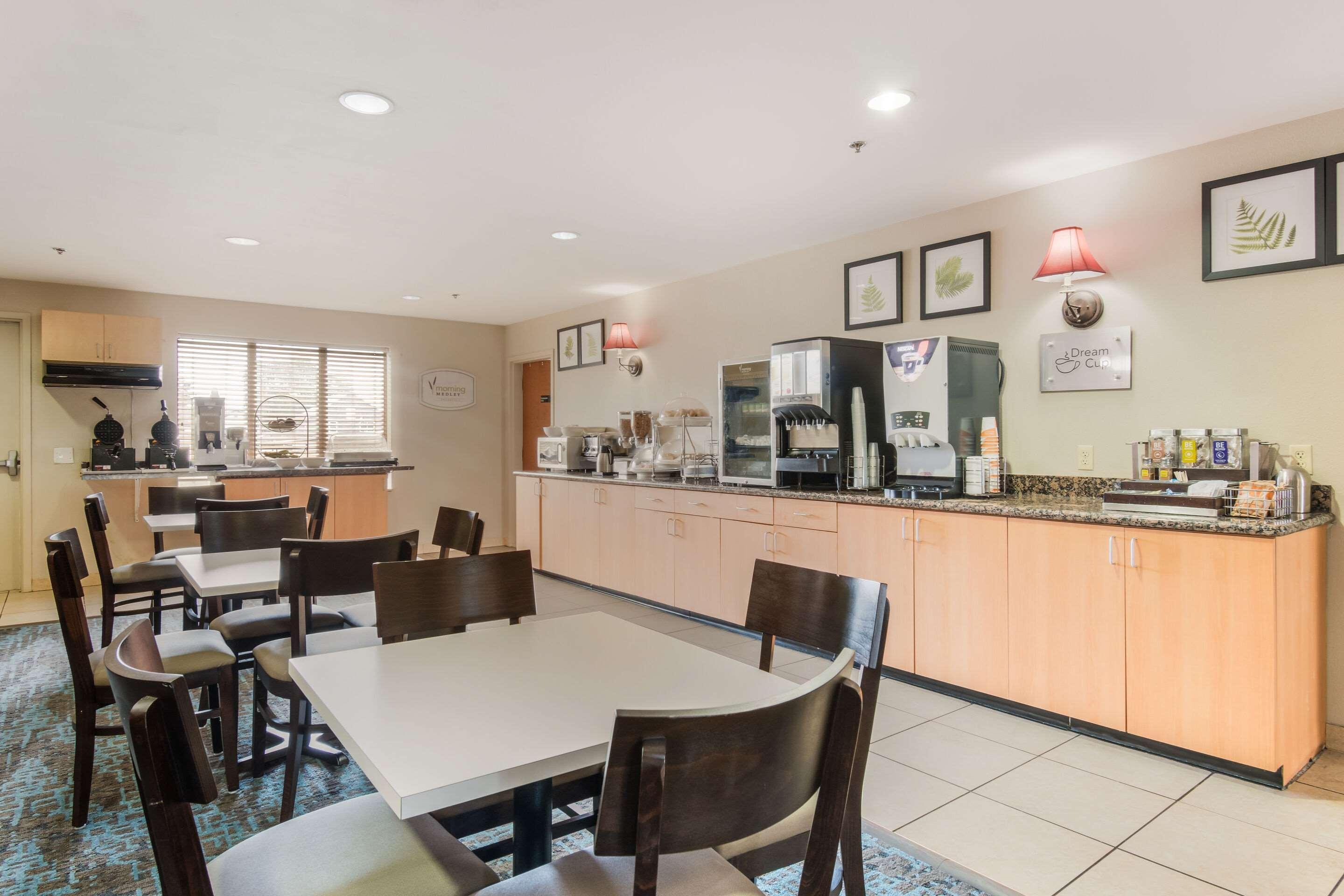 Sleep Inn & Suites Ronks Bagian luar foto