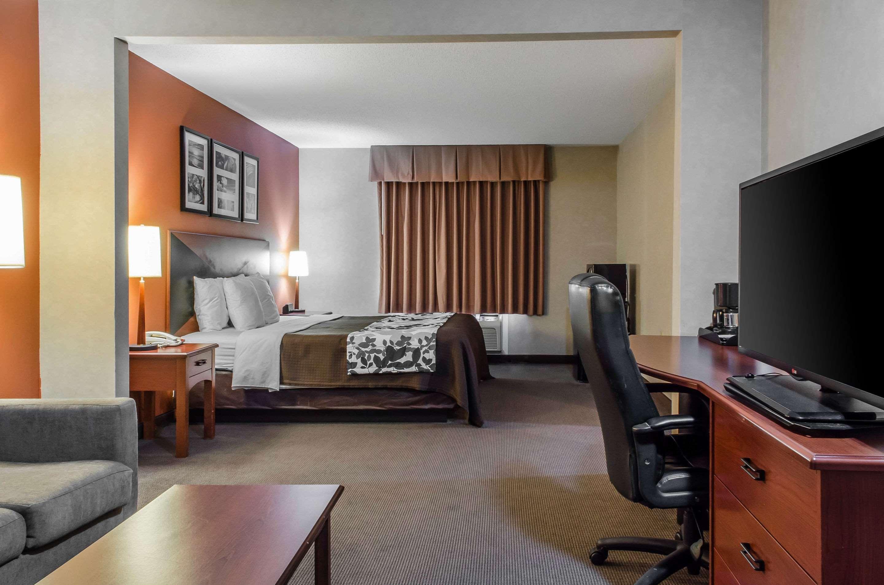 Sleep Inn & Suites Ronks Bagian luar foto