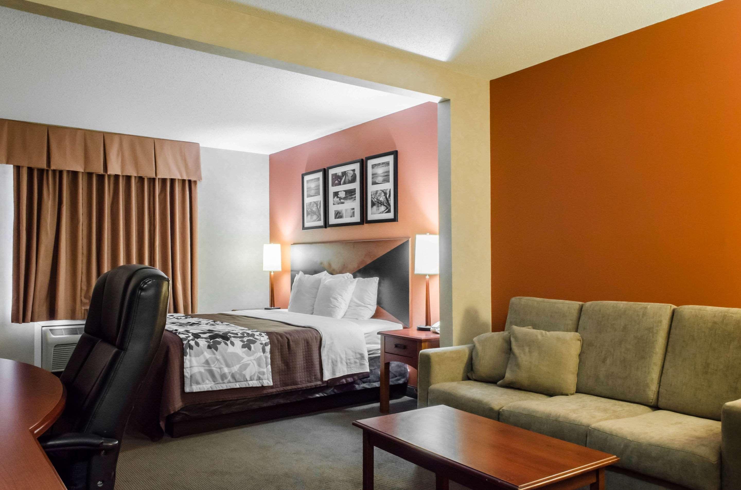 Sleep Inn & Suites Ronks Bagian luar foto