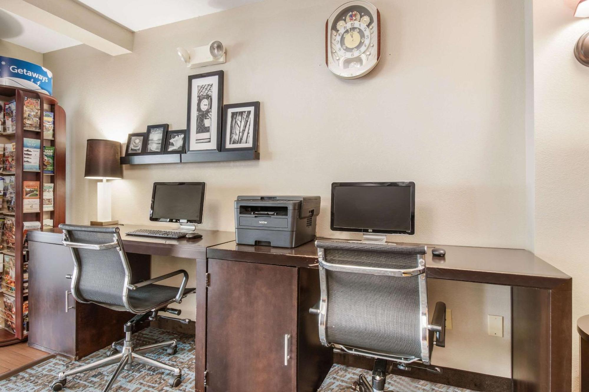 Sleep Inn & Suites Ronks Bagian luar foto